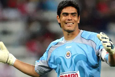 Oswaldo Sánchez está de nuevo en la polémica al resaltar que fue él quien decidió no irse a Europa.