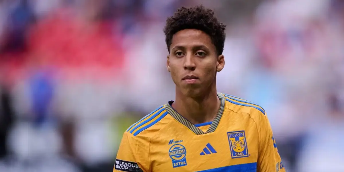 Ozziel en partido con Tigres. Foto: Récord