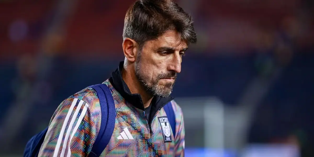 Paunoviç en partido con Tigres. Foto; Récord