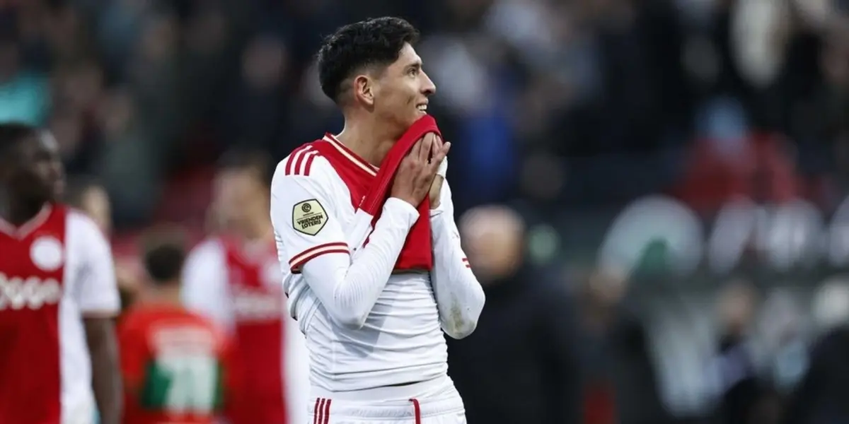 Por primera vez en la historia el Ajax no logra vencer al Feyenoord, AZ o PSV al menos una vez en la temporada.