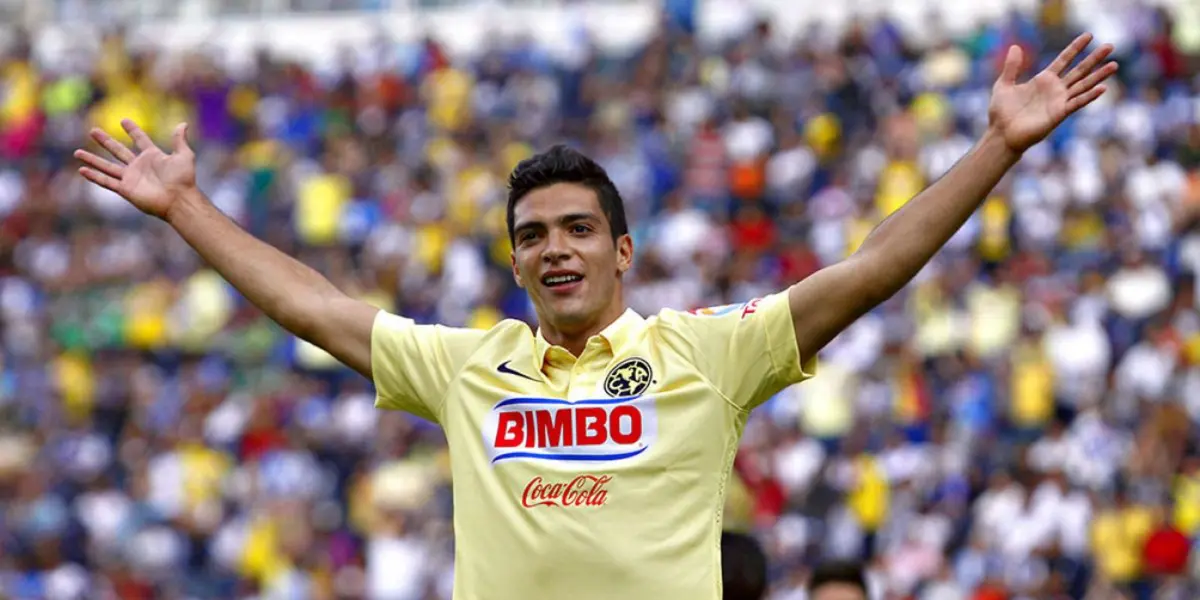 Raúl en partido con América. Foto: Récord
