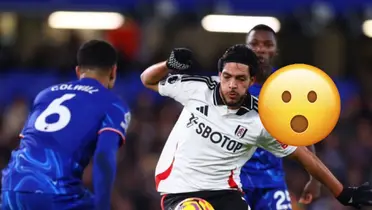 Raúl Jiménez disputando balón y emoji sorprendido/Foto Quiero TV.
