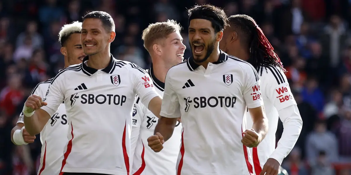 Raúl y compañeros de Fulham. Foto: The Independent