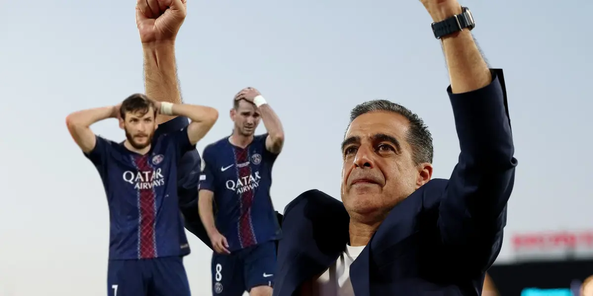 Renato Paiva y jugadores del PSG/ Foto VSports Team.