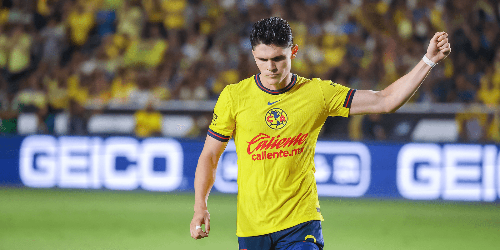 Reyes en partido. Foto: Infobae