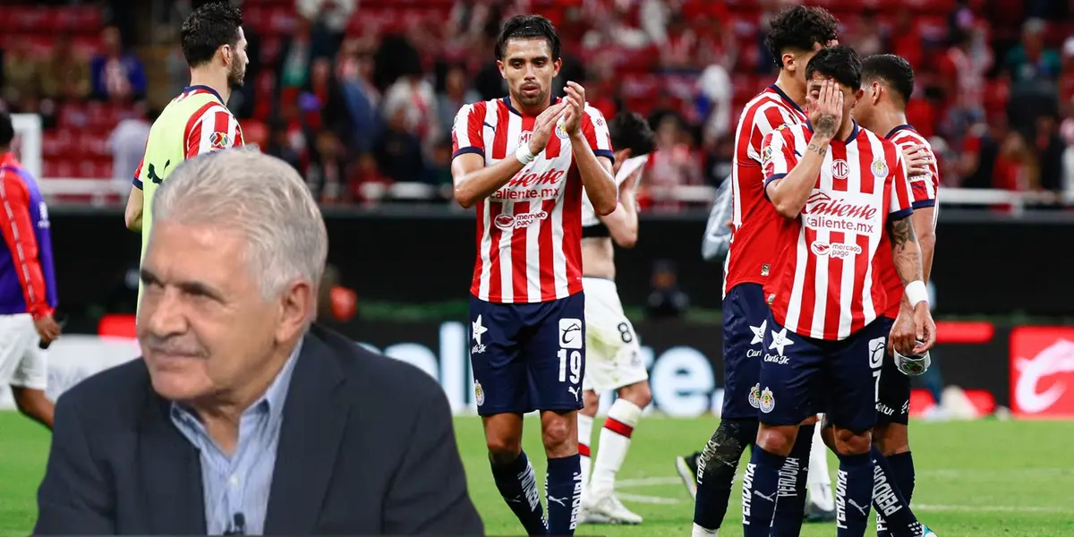 Ricardo Ferretti junto a futbolistas de Chivas / FOTO YOUTUBE