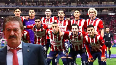 Ricardo La Volpe junto a la alineación de Chivas / FOTO Getty Images