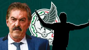 Ricardo La Volpe junto jugador incógnito / FOTO RÉCORD