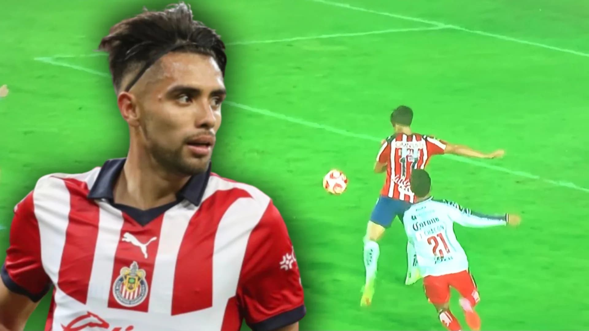 Ricardo Marín fallando una opción clara de gol