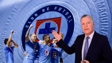 Ricardo Peláez y jugadores celebrando/ Foto Cruz Azul.