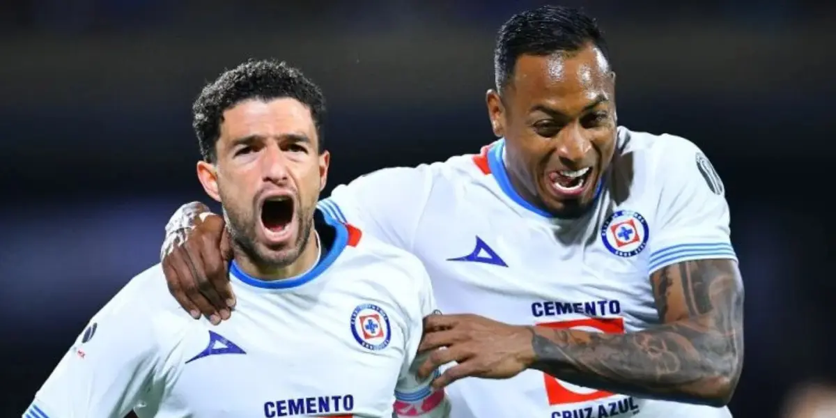 Rivero y Ditta vs Pumas. Foto; Récord