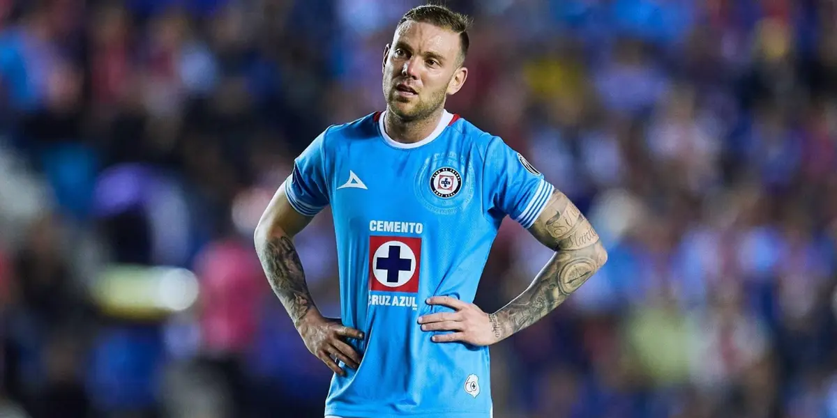 Rotondi en partido con Cruz Azul. Foto: TV Azteca