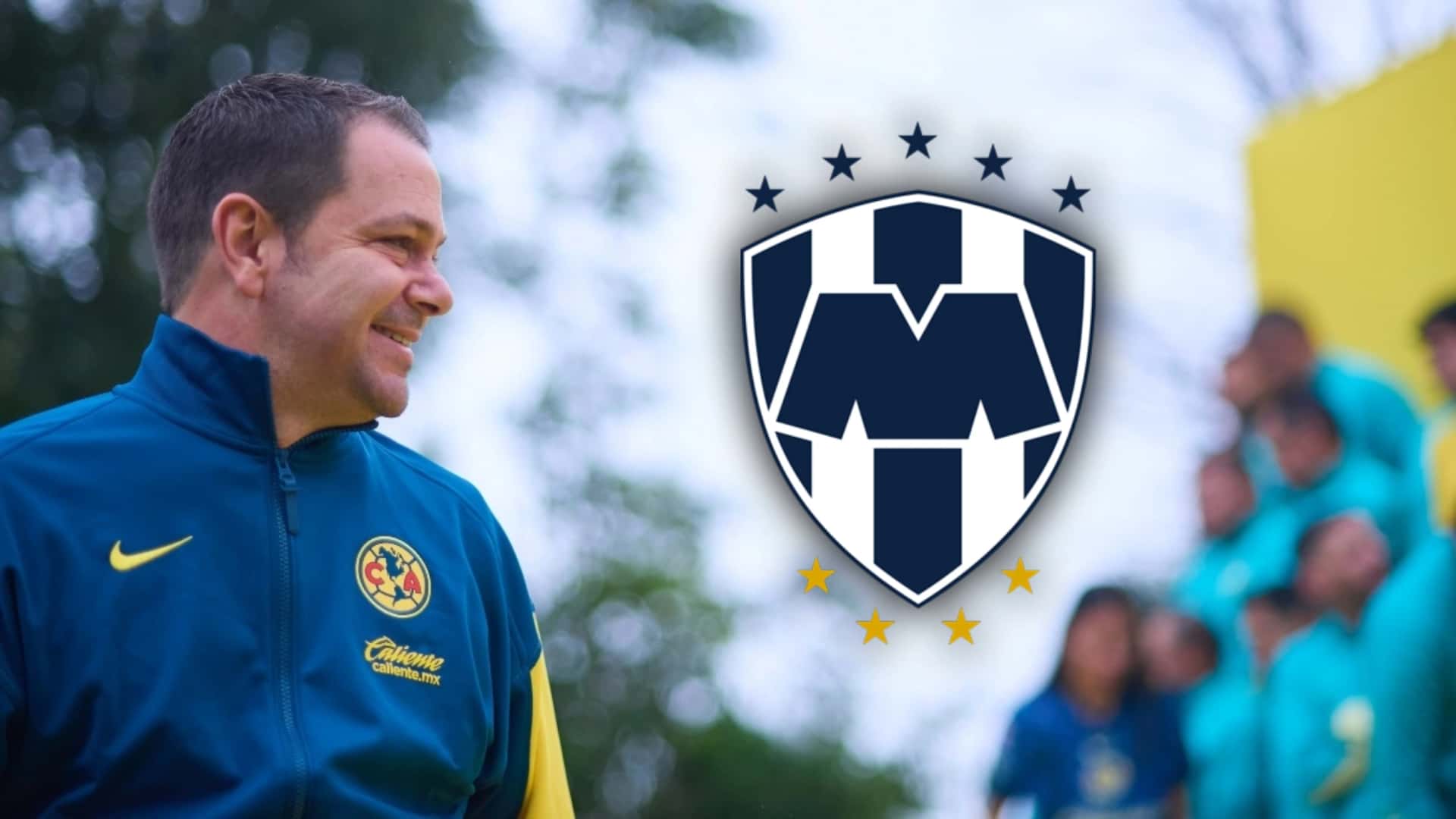 Santiago Baños durante una charla en Coapa