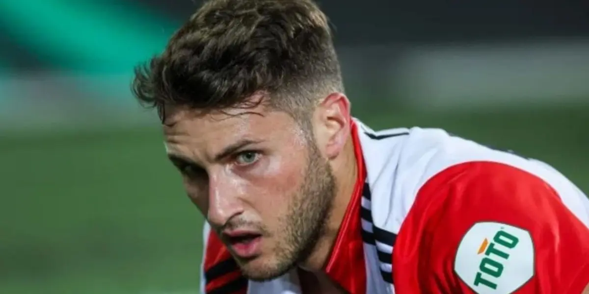 Santiago Giménez cayó 4-1 ante Roma en Italia y se quedan fuera de las Semifinales de la Europa Leagu