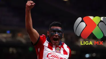 Sepúlveda celebrando con playera de Chivas. Foto: Milenio