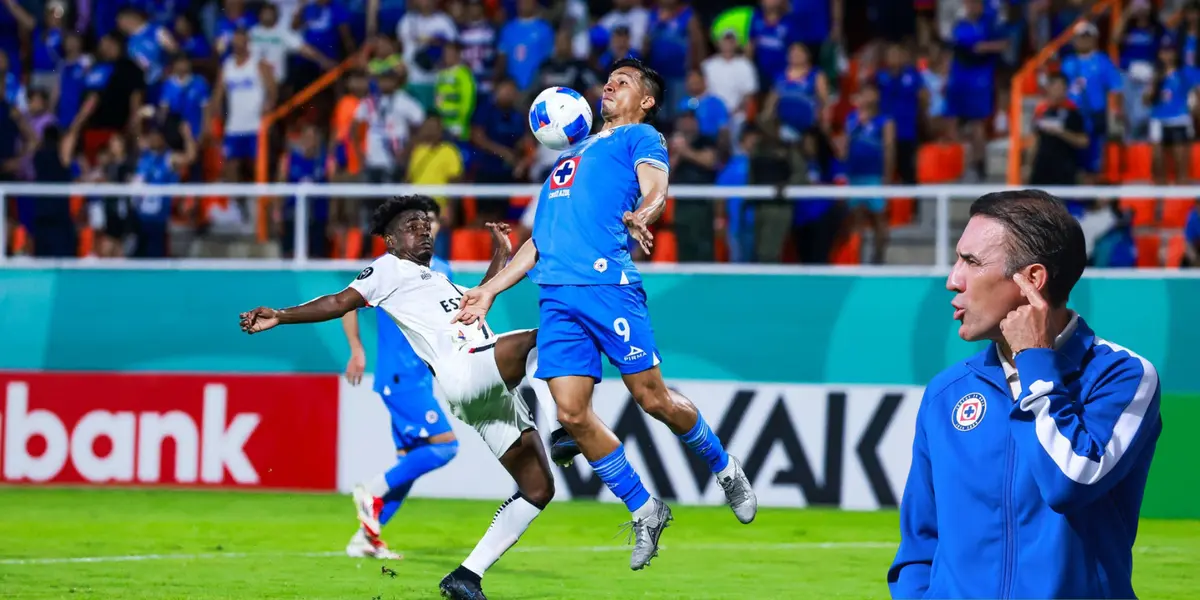 Sepúlveda controlando balón. Foto: Cruz Azul