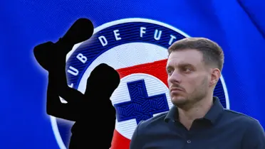 Silueta de futbolista cargando trofeo y Martín Anselmi/ Foto Cruz Azul.