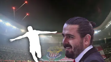 Silueta de jugador y Amaury Vergara/Foto Mediotiempo.