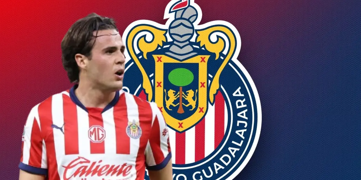 Teun Wilke junto al escudo de Chivas / FOTO MILENIO