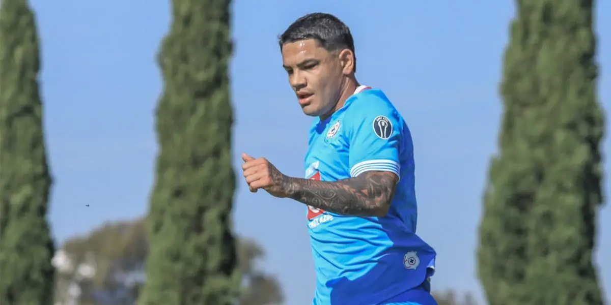 Toro en partido con sub-23. Foto: Fútbol Total