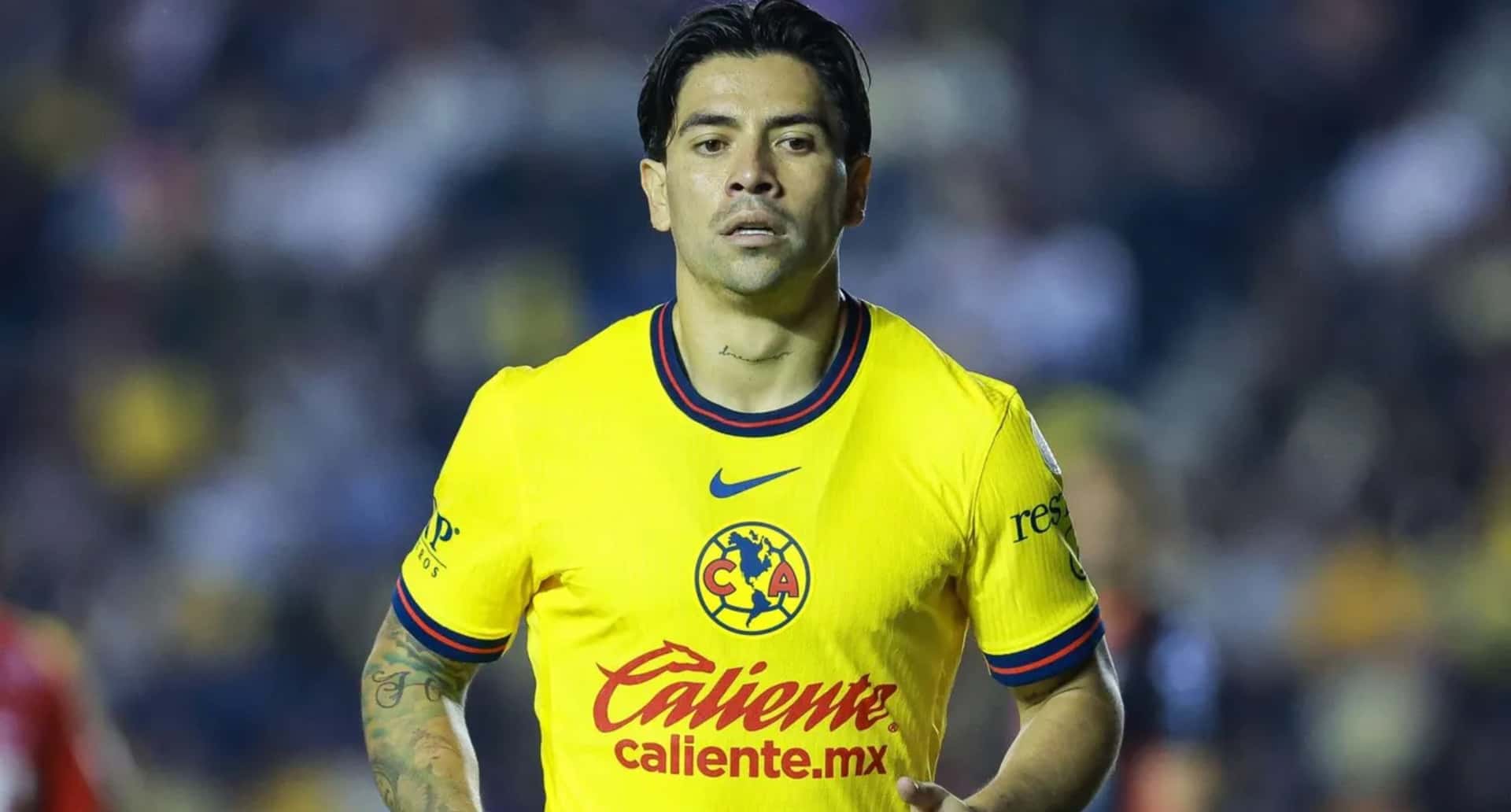 Víctor Dávila arrancó el partido ante Pachuca