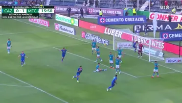 VIDEO | ¿Ayudita al Cruz Azul? El Toro Fernández adelantado, pero ya empataron