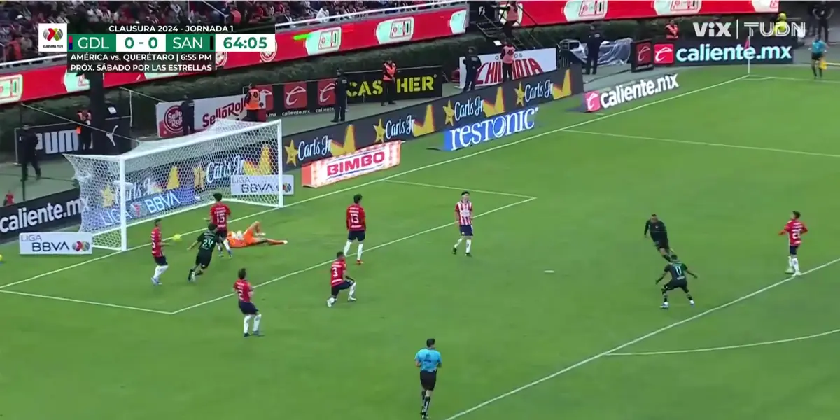 VIDEO | Paren todo, había falta en el gol de Preciado, Chivas pierde sin el VAR