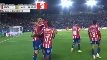 VIDEO | Vitinho se llevó a los abuelos Carioca y Pizarro, San Luis ya gana