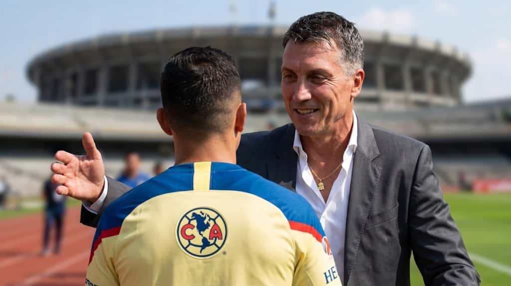 Robert Dante Siboldi podría llegar a Pumas con otro refuerzo con pasado en el América