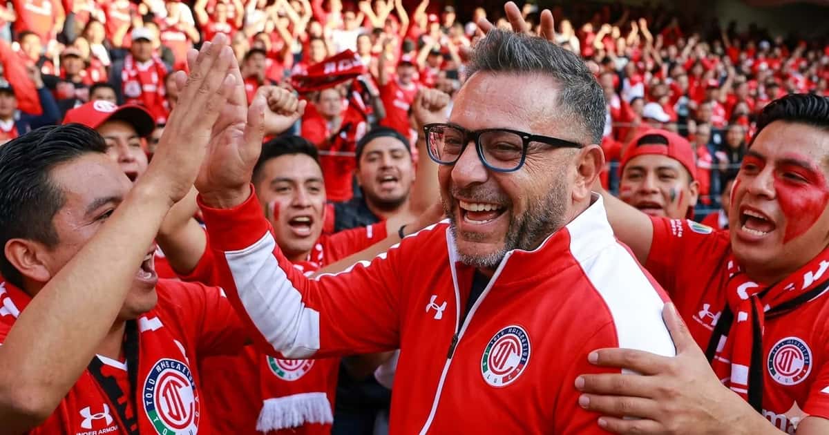 Antonio Mohamed se queda en Toluca