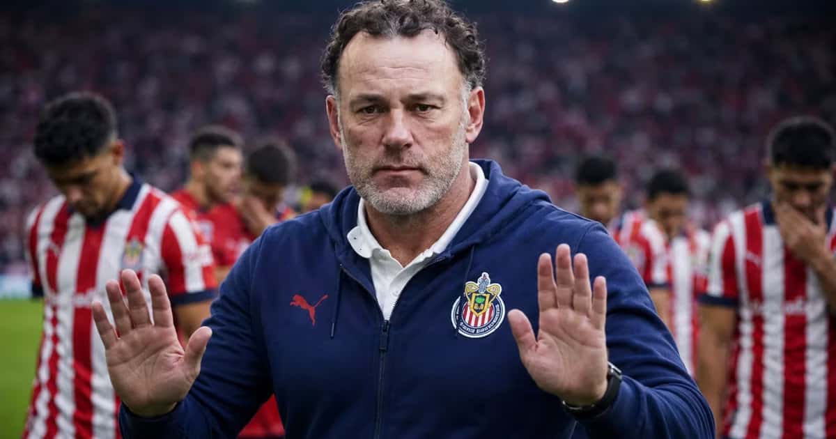 Gabriel Milito explicó que el gol y la expulsión complicaron el partido de Chivas ante Toluca.