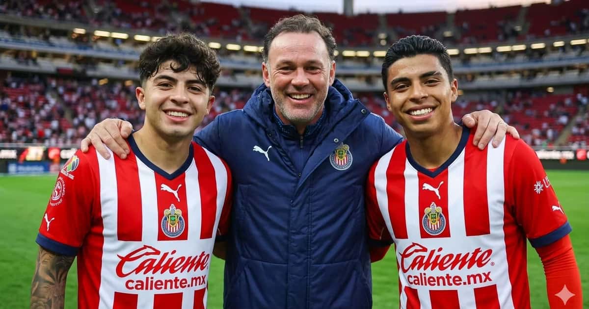 Gabriel Milito le puso el ojo a Víctor Guzmán y Denzell García