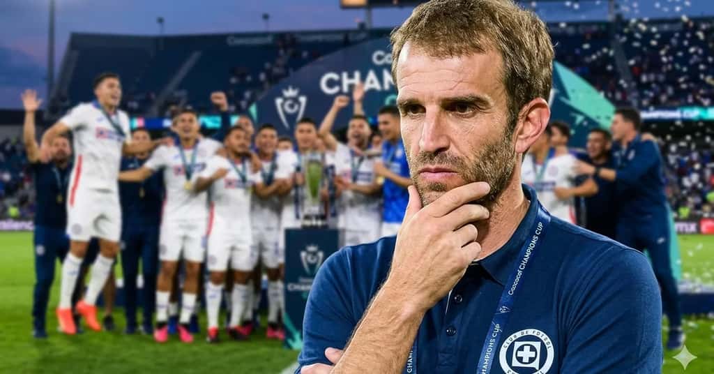 Cruz Azul festejó por todo lo alto con Iván Alonso incluido