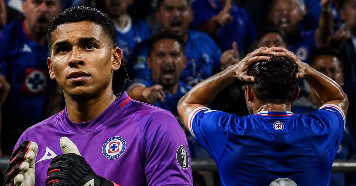 Erik Lira permitió el remate con el que Fernando Monárrez adelantó a Puebla.