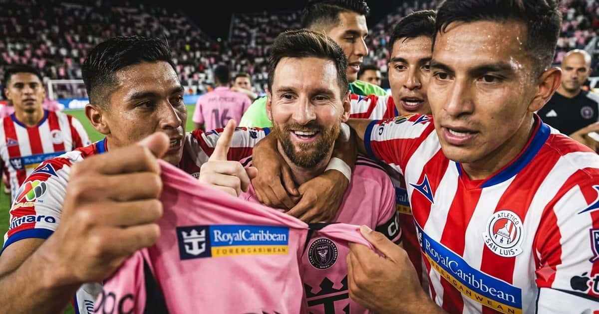 Lucas Esteves le pidió la playera a Lionel Messi