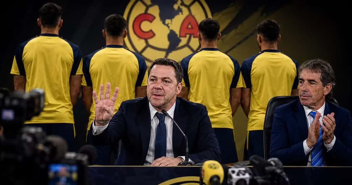 Santiago Baños confirmó que América trabaja en cuatro refuerzos y dos de ellos disputan el Mundial con sus selecciones.