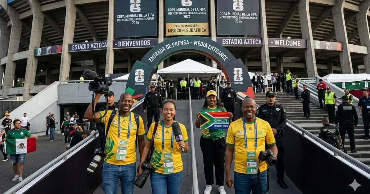 Prensa sudafricana esta muy emocionada mientras legan al Estadio Azteca