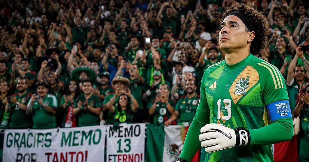 Guillermo Ochoa recibió una emotiva ovación de la afición mexicana durante el partido ante República Checa.