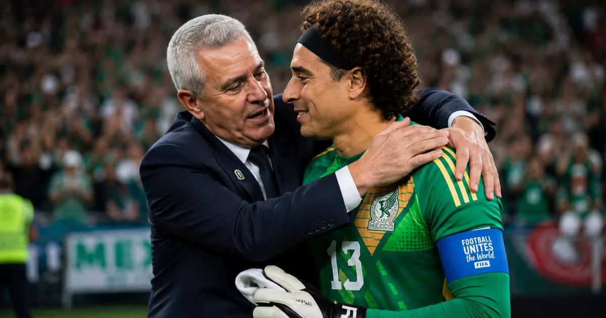 Javier Aguirre habría dedicado palabras emotivas a Guillermo Ochoa durante su ingreso ante República Checa.