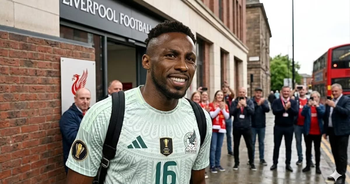 Liverpool podría ser el próximo destino de Julián Quiñones, según periodista Javier Vaca