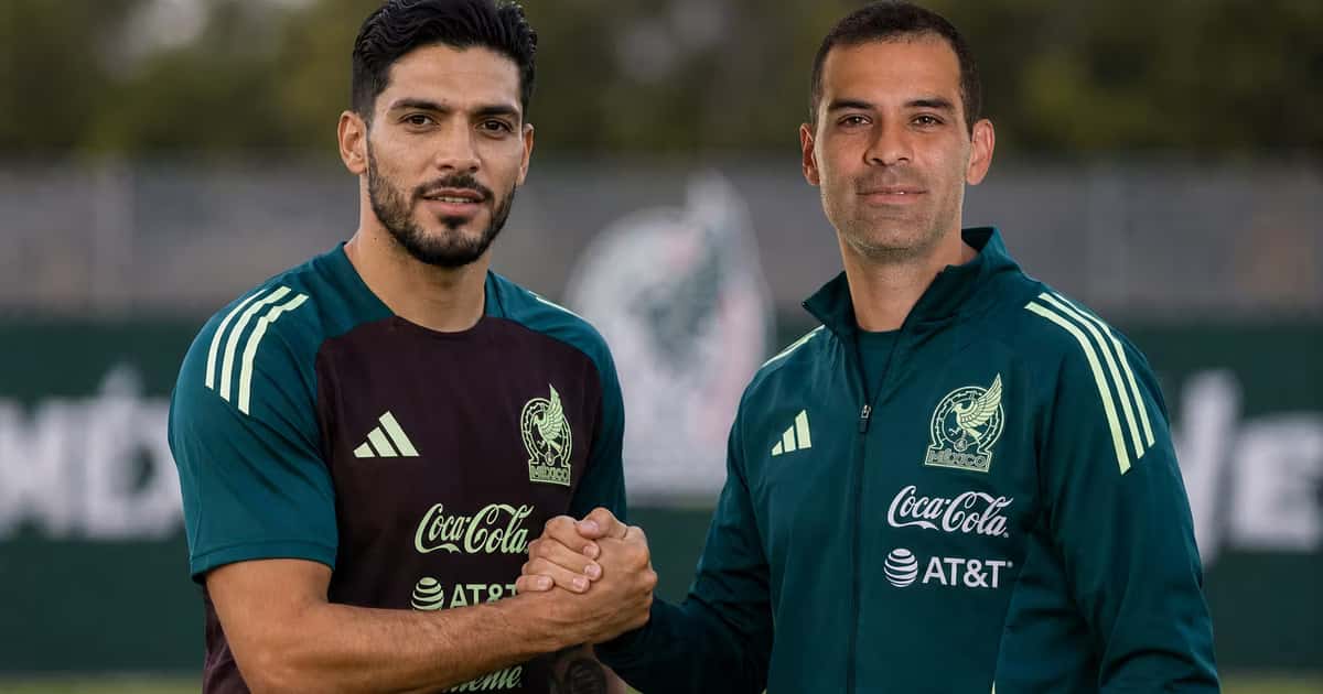 Raúl Jiménez seguiría disponible para el proceso de Rafael Márquez y necesita cinco goles más para superar el récord histórico de Javier Hernández.