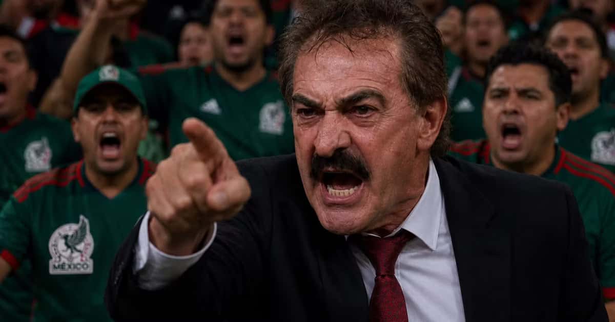 Ricardo La Volpe publicó una aclaración después de su comentario contra los aficionados mexicanos.