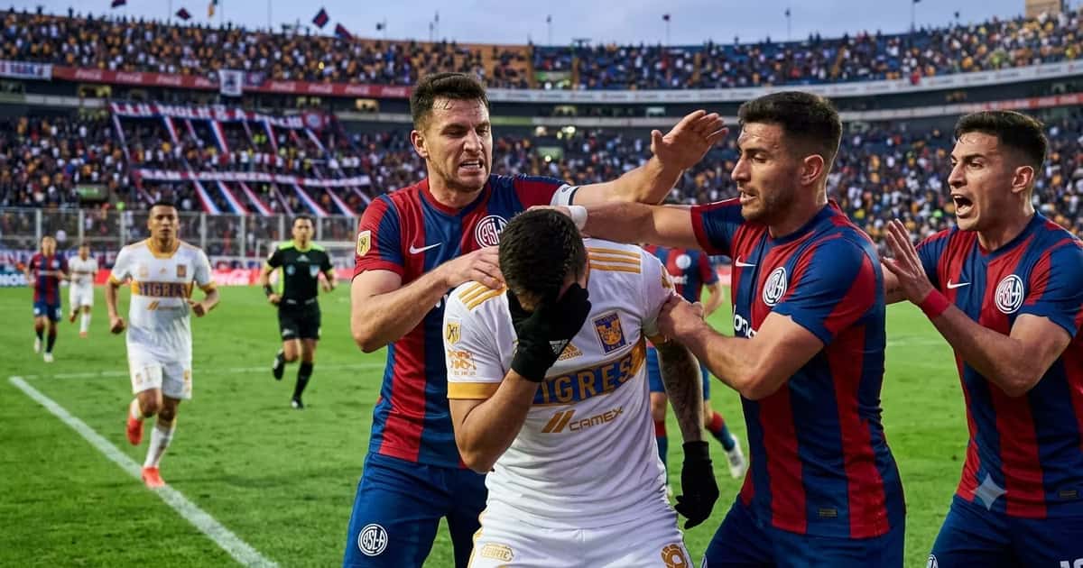 Jordi Caicedo, exjugador de Tigres, fue agredido en el partido entre Huracán y San Lorenzo