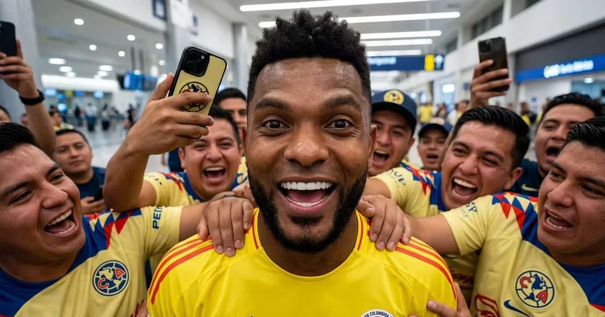 Miguel Borja ya está en México, a la espera de los exámenes médicos que le permitirán convertirse oficialmente en nuevo delantero del América.