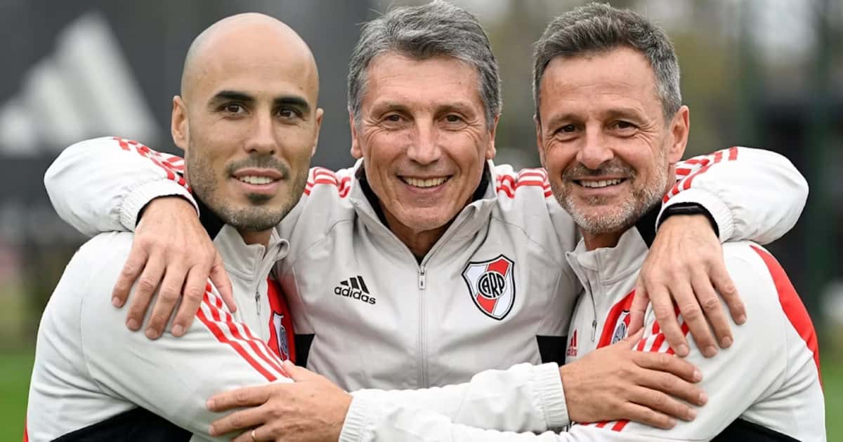 River Plate tendría a Diego Cocca como alternativa tras la negativa de Matías Almeyda, aprovechando que el exentrenador de Tigres está libre y conoce el entorno del club argentino.