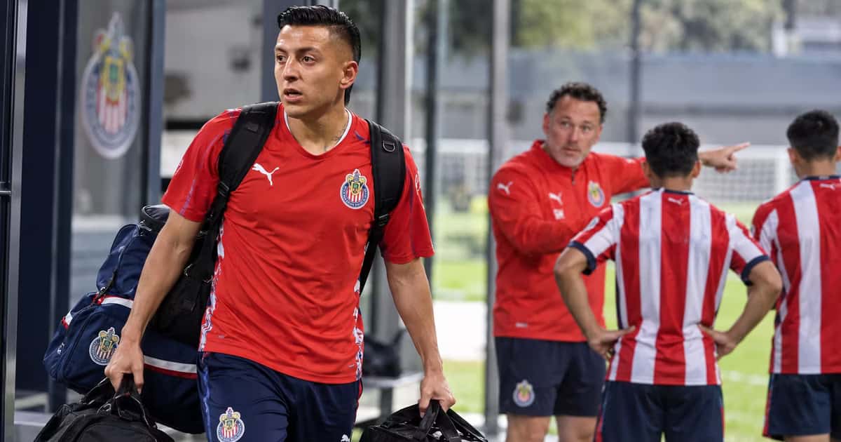 Piojo Alvarado y sus reemplazos