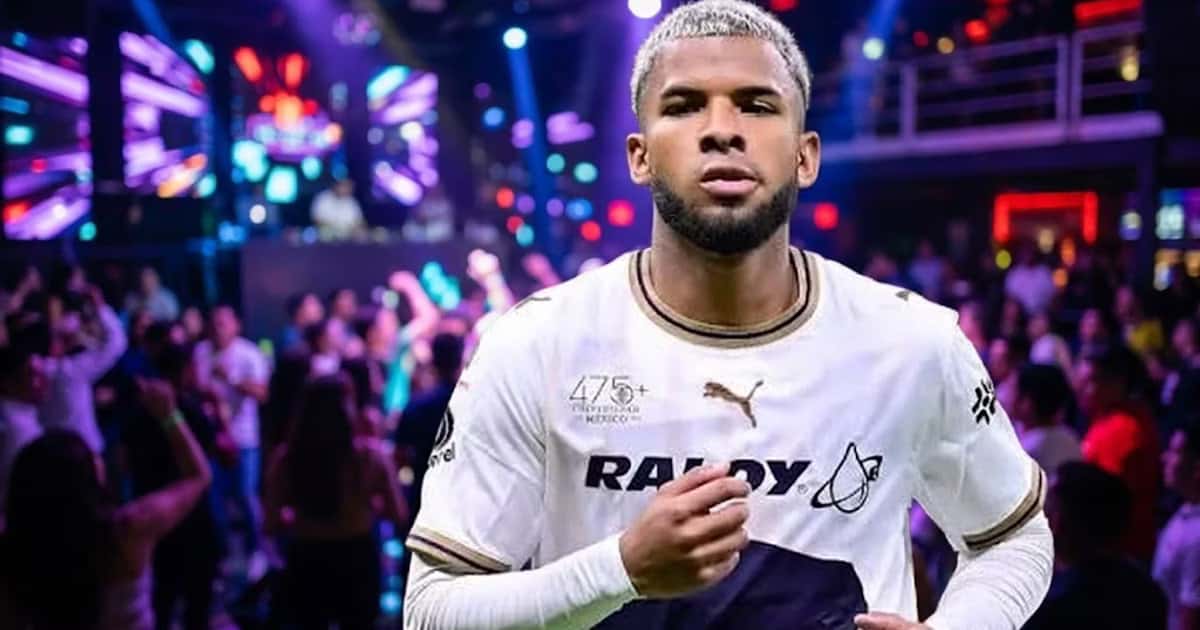Pedro Vite captado en un antro luego del partido
