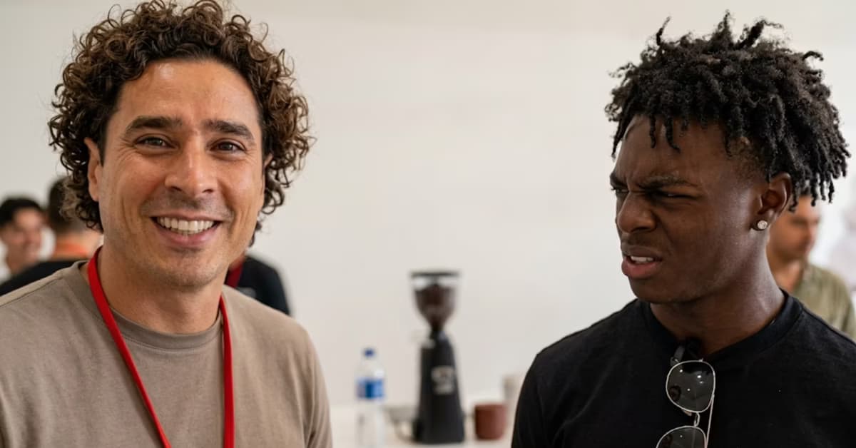 Guillermo Ochoa troleo a influencer estadounidense en el evento de Apple