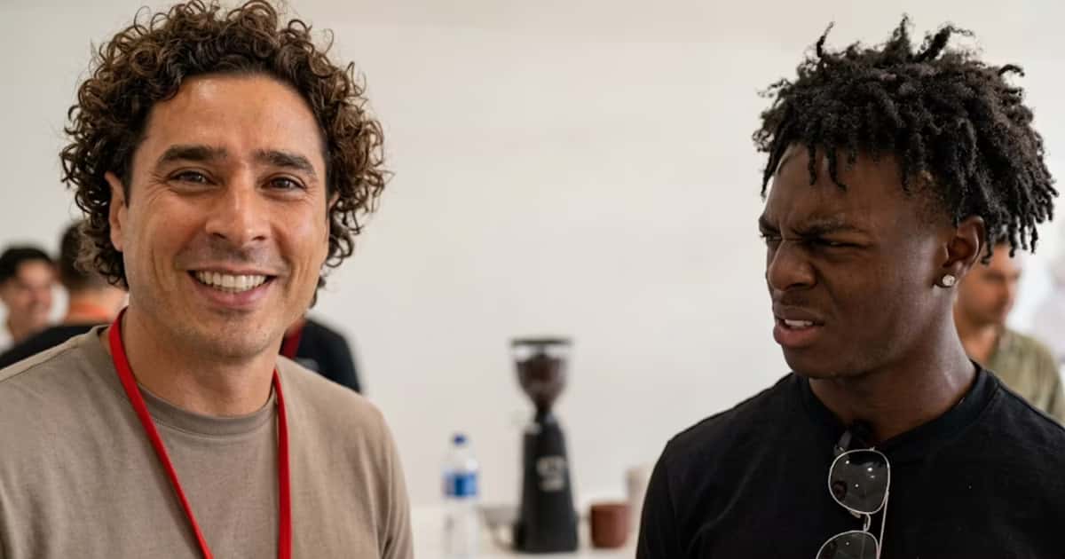 Guillermo Ochoa e IShowSpeed protagonizaron uno de los momentos más divertidos durante el evento de Apple.