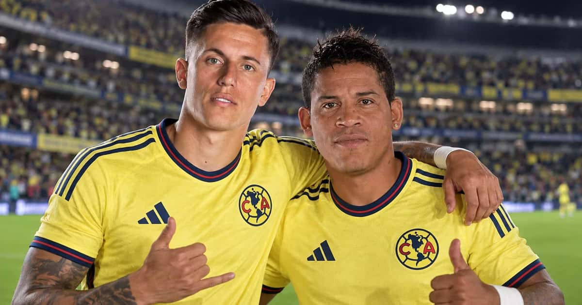 Brian Rodríguez y Micky Arroyo